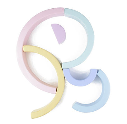 Sette impilatore di legno Toy Jengle Arched dell'arcobaleno di colore 13.5cm
