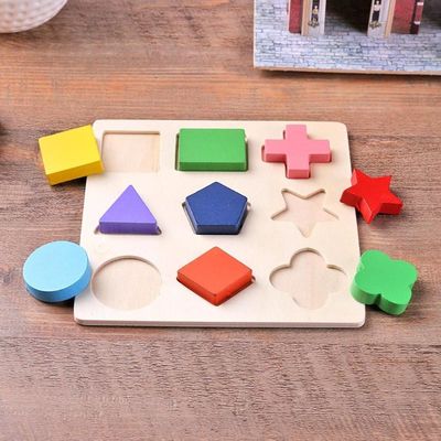 Ordinando il bambino di legno di Montessori gioca la scuola materna di legno geometrica dei blocchi 15cm