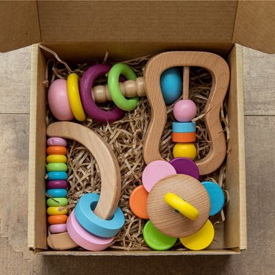 Grado di legno mettere i denti Toy Wooden Rattle Teether Food di Soother 11.6cm di crepitio
