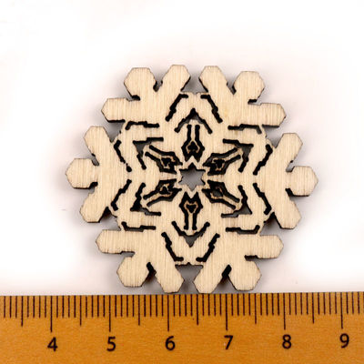 Album per ritagli che dipingono i mestieri di legno fatti a mano del modello del fiocco di neve