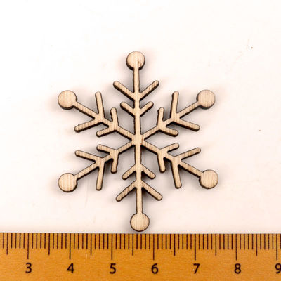 Album per ritagli che dipingono i mestieri di legno fatti a mano del modello del fiocco di neve