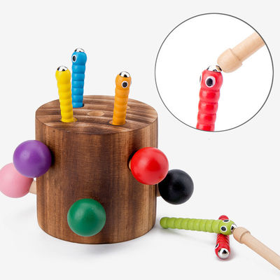 Fermo di legno il gioco del verme per addestramento della coordinazione mano-occhio dei bambini