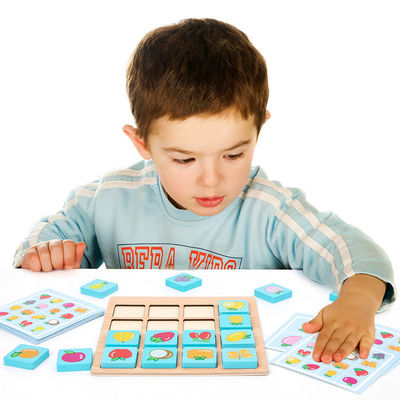 Gioco da tavolo di legno di puzzle del Montessori dei bambini del ODM