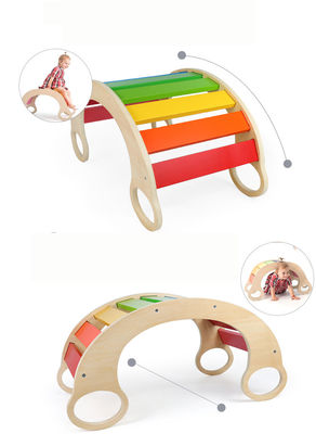 Struttura di scalata di legno dell'arcobaleno di Montessori del bambino dell'OEM