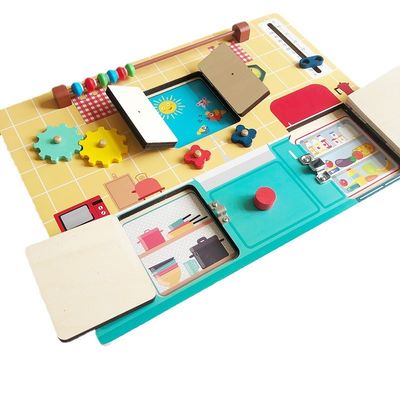 Bordo di legno di attività di Montessori di sviluppo di cognizione dei bambini
