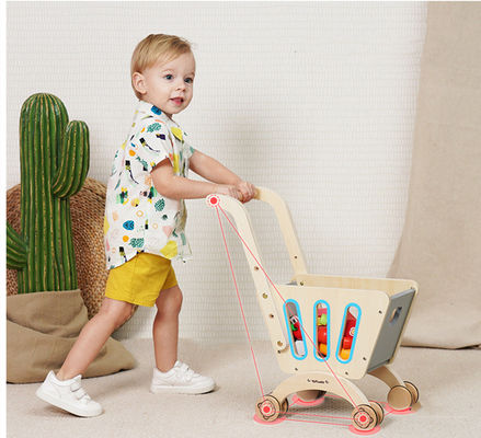La doppia piattaforma Toy Shopping Trolley di legno dei bambini