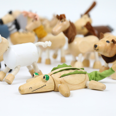 Il piccolo animale di simulazione di legno blocca le particelle elementari di infanzia di Forest Farm Animal Dolls Early