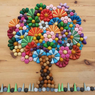 Il bambino che il costruttore di legno ha messo l'arcobaleno di legno nordico blocca il bambino educativo G del bambino dei bambini dei giocattoli di Montessori delle parti sciolte