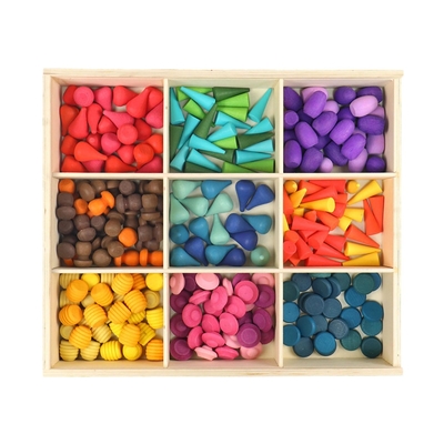 Parti sciolte Montessori variopinto dell'arcobaleno di legno per il bambino prescolare