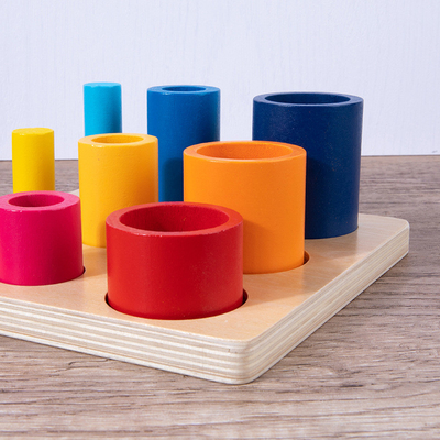 L'istruzione iniziale di legno che pensa il blocco rotondo sviluppa il giocattolo montato quadrato di coordinazione del bambino di intelligenza dei bambini
