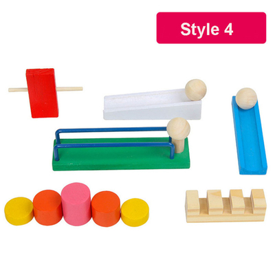 Accessori colorati di legno di domino per i bambini