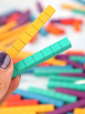 Puzzle aritmetico di legno per il pensiero logico d'apprendimento iniziale del bambino