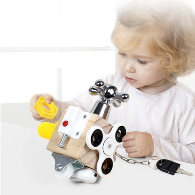 Montessori di legno gioca il cubo occupato per i bambini viaggia educativo