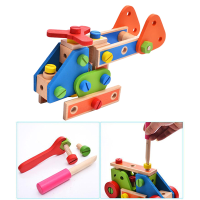 Il dado di legno della particella elementare di Montessori gioca la vite Toy Girls Boys Gift del dado