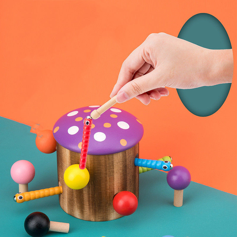 Fermo di legno il gioco del verme per addestramento della coordinazione mano-occhio dei bambini